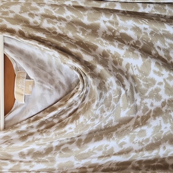 MK Top - Picture 3 of 4